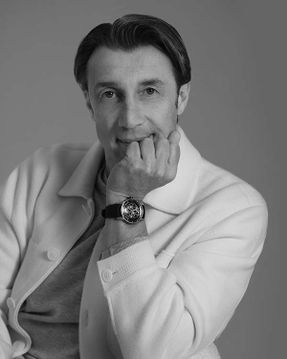 FlouﾠToshi - Bedside Table