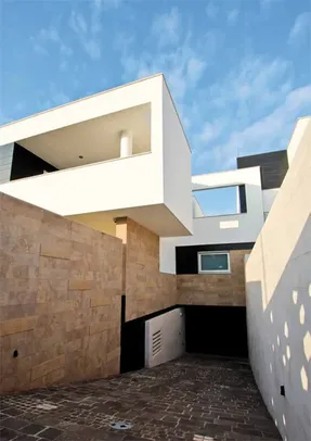 Gyproc Aquaroc Cement-based Slab