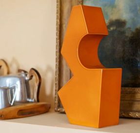 Marioni Tribala Vases