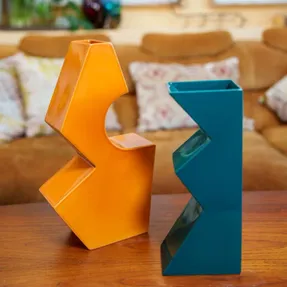 Marioni Tribala Vases