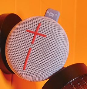 Ultimateears Miniroll Bluetooth Speaker