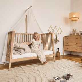 Leander Leander Linea™ Baby Cot - Oak Kids Bed