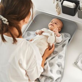 Leander Matty™ Changing Mat Cappuccino