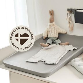 Leander Matty™ Changing Mat Cappuccino