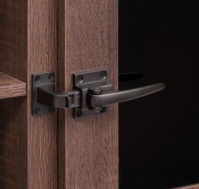 Safco Mirella™ Low Wall Cabinet Glass Doors
