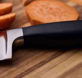 Zwilling ZWILLING **** Four Star  8-inch Chef's Knife