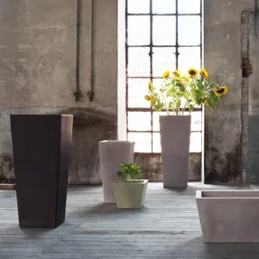 Serralunga Kabin Planter
