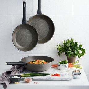 Zwilling 3 Piece Aluminum Frypans And Wok Set