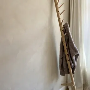 Wedowood Laid Back - Oak Coat Stand