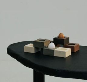 Serax Egg cup brown Uovo