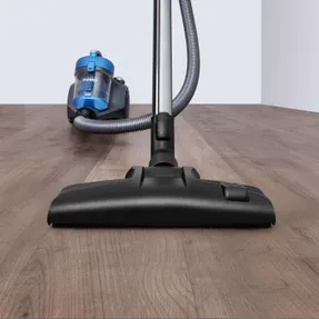 Eureka Eureka WhirlWind NEN110F – Cyclonic Canister Freedom  Vacuum Cleaner