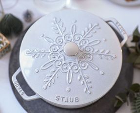 Zwilling Staub La Cocotte Round French Oven