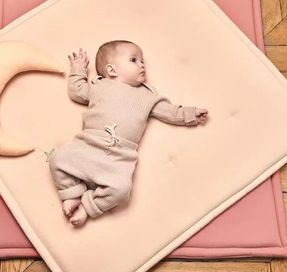 Charlie Crane Tami Play Mat