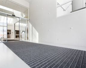 Emco Diplomat Original Large With Ribbed Carpet Insert