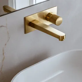 Omnires Contour Basin Mixer