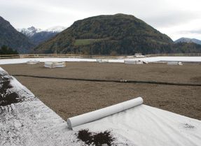 Laterlite Drainage And Moisture Retention In Green Roofs