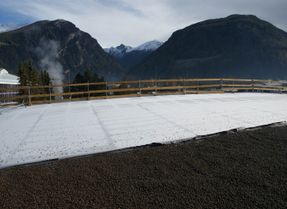 Laterlite Drainage And Moisture Retention In Green Roofs