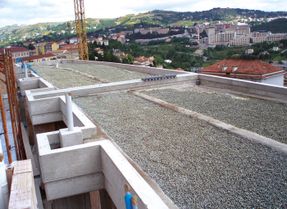 Laterlite Drainage And Moisture Retention In Green Roofs