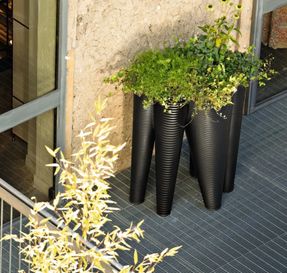 Serralunga The Vases Planter