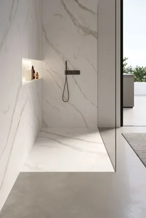 Disenia Blade Stoneware Shower Tray