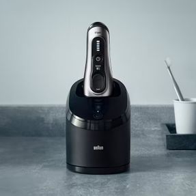 Braun Series 8 Electric Shaver with 5-in-1 SmartCare Center, 8567cc