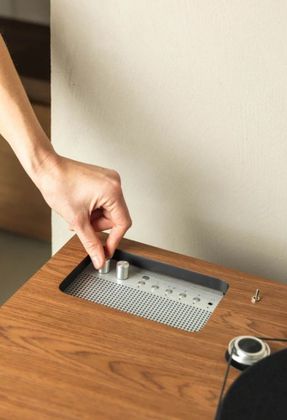 La Boite Concept LX Turntable Connect Vinyl Player
