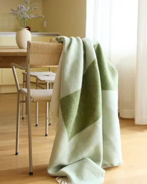 Northern Layer Throw Blanket Orange