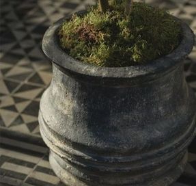 Serax Planter 01 M Dark Green Mesa