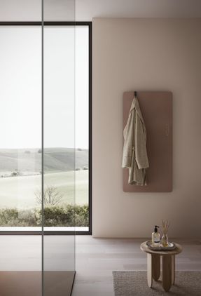 Disenia Helios electric radiator in Stoneware, Tecnogel, Aquatek or glass
