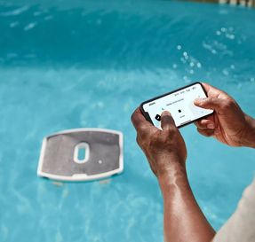 Maytronics Dolphin Skimmi Robotic Pool Skimmer