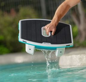 Maytronics Dolphin Skimmi Robotic Pool Skimmer