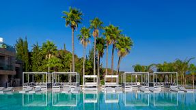 Gandia Blasco Elevated Daybed