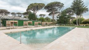 Gandia Blasco Elevated Daybed