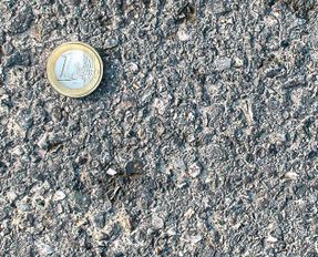 Laterlite Asphalt Concrete Mixtures with Expanded Clay LWA