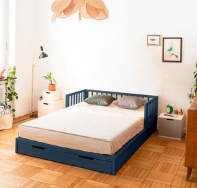 Ettone Nido with protective head-fence and storage drawer Kids Bed