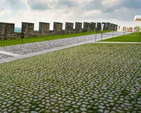 Favaro1 Acciottolato Erboso Paving Blocks