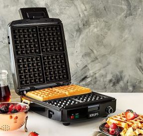 Krupsusa 4 Slice Belgian Waffle Maker GQ502D51r