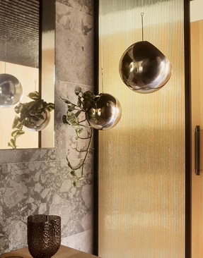 Aytm Globe Hanging Flowerpot