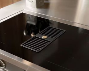 Bertazzoni 90 Cm Air-tec Cooker With Induction Top And Integrated Hood, Electronic Oven