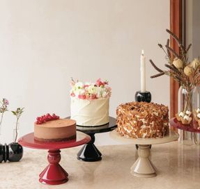 Creande Crescendo Cake Stand - Black, Small