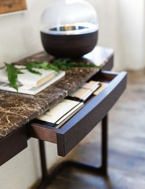 Porada Blush Console