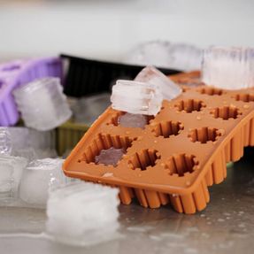 Zone Denmark Singles Ice cube tray