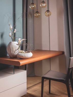 Poltrona Frau Shiwa Vase Collection