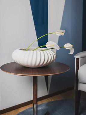 Poltrona Frau Shiwa Vase Collection