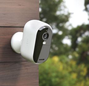 Arlo Essential 2K Wireless Security Camera
