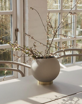 Aytm Globe Flowerpot