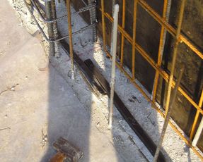 Azichem Clayseal 25.20 Iron Load Bearing Formwork