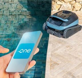 Maytronics Dolphin EON 120d Pool Care