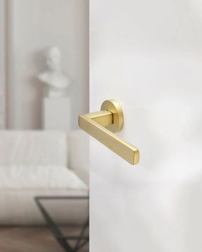 Groel Dadá Door Handle Set On Round Rose