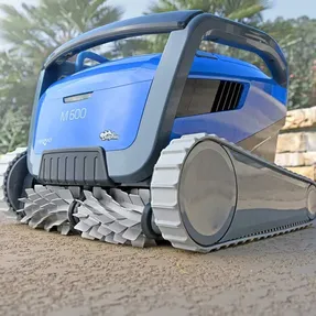 Maytronics Dolphin M600 Pool Cleaning